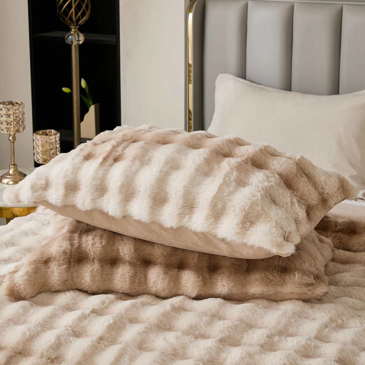 Luxury Fluffy Bubble Comforter Set With Shaggy Faux Fur Design
