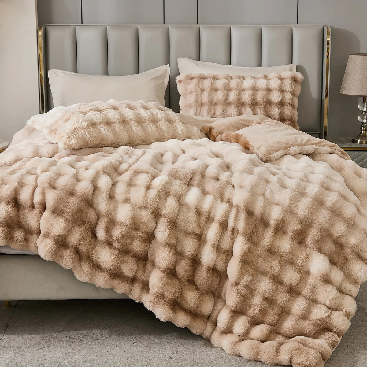 Luxury Fluffy Bubble Comforter Set With Shaggy Faux Fur Design