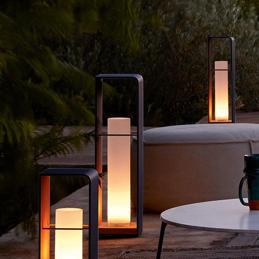Outdoor Solar LED Floor Lamp for Lawn and Courtyard Lighting