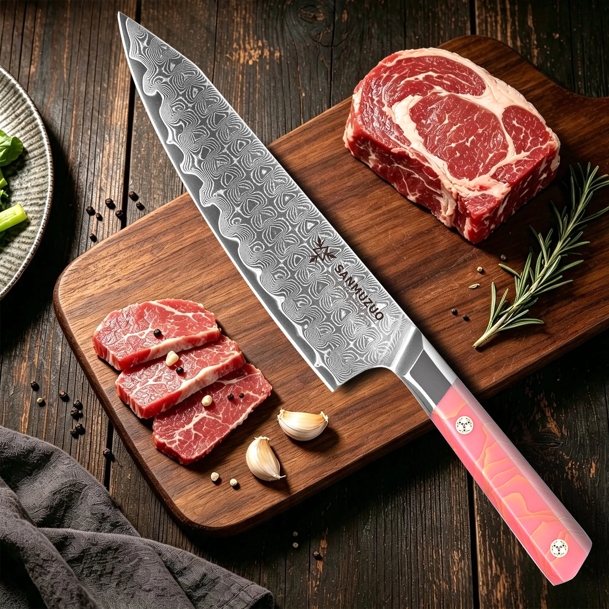 Sanmuzuo Damascus Steel Chef Knife With Comfortable Resin Handle
